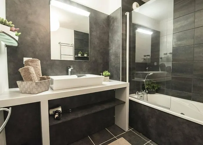 Duplex D'exception 10 Pers, Jacuzzi, Parking, Saint-lary - Fr-1-296-340