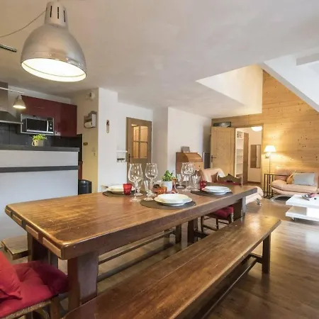 Duplex 10 Pers, 98m², Coeur Du Village, Balcon, Proche Telecabine Et Thermes, Parking Prive, Jacuzzi - Fr-1-296-340 Saint-Lary-Soulan