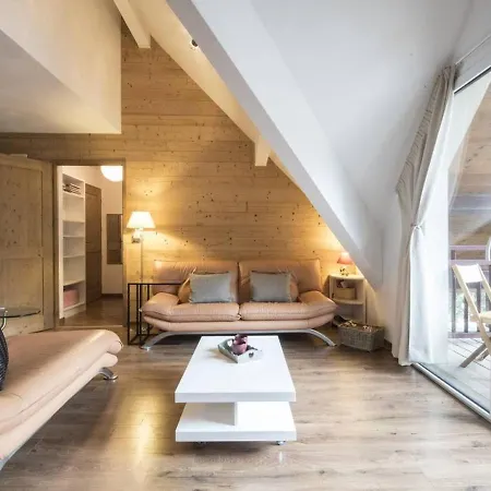 Apartment Duplex 10 Pers, 98m², Coeur Du Village, Balcon, Proche Telecabine Et Thermes, Parking Prive, Jacuzzi - Fr-1-296-340